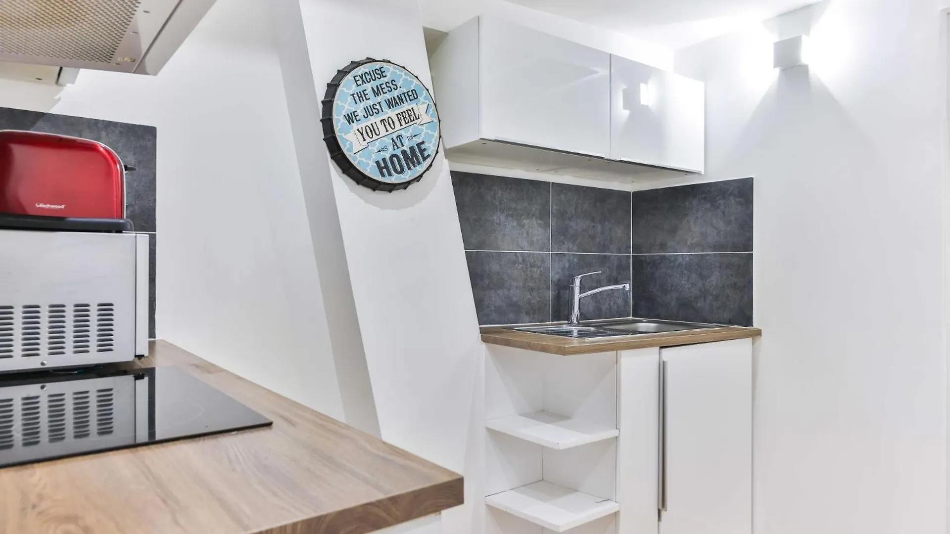Dazzling Studio Caire Apartment